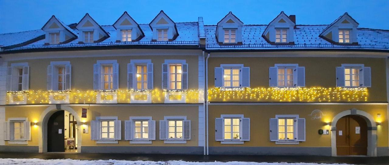 Gaestehaus Ferk - Fruehstueckspension, Bed & Breakfast باد رادكرسبرغ المظهر الخارجي الصورة