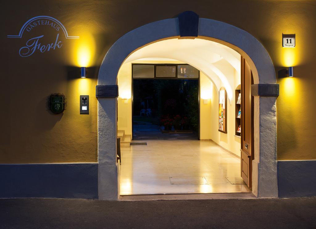 Gaestehaus Ferk - Fruehstueckspension, Bed & Breakfast باد رادكرسبرغ المظهر الخارجي الصورة