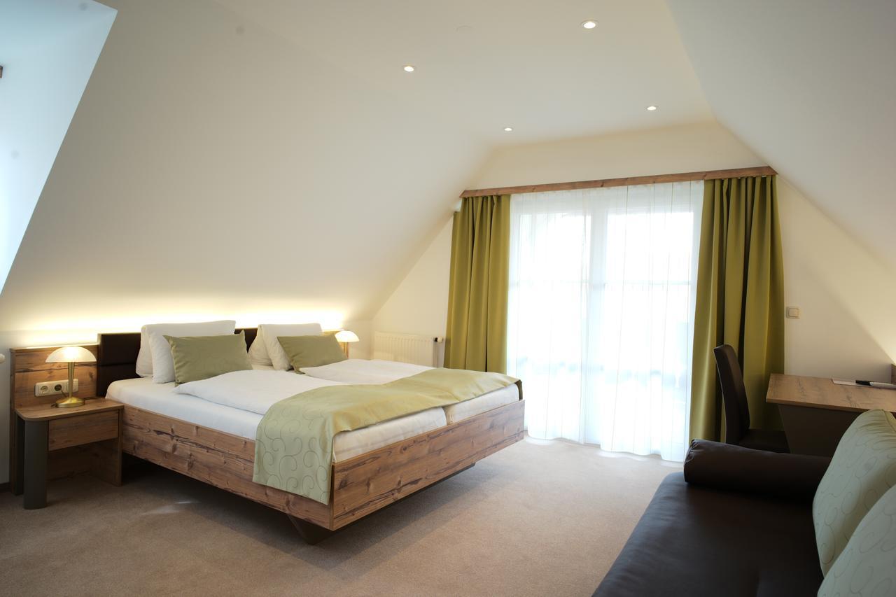 Gaestehaus Ferk - Fruehstueckspension, Bed & Breakfast باد رادكرسبرغ المظهر الخارجي الصورة