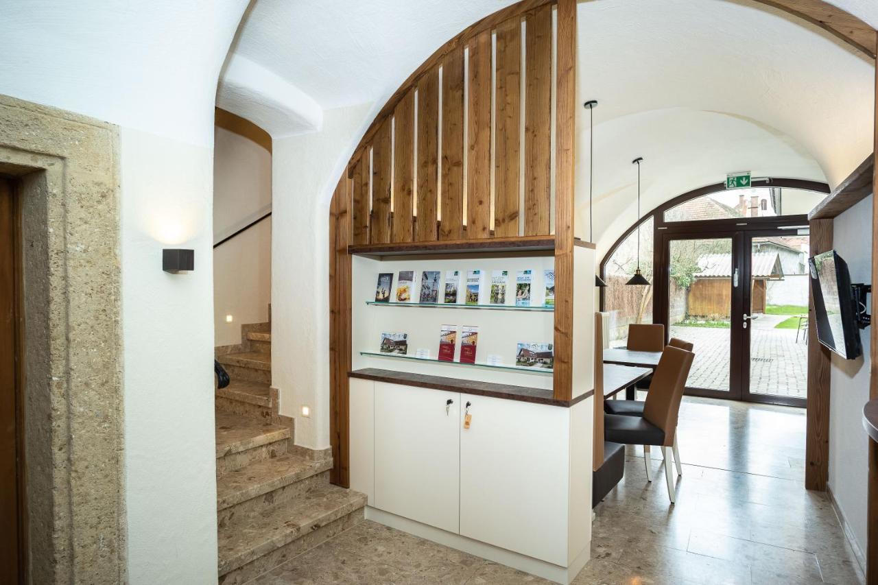 Gaestehaus Ferk - Fruehstueckspension, Bed & Breakfast باد رادكرسبرغ المظهر الخارجي الصورة